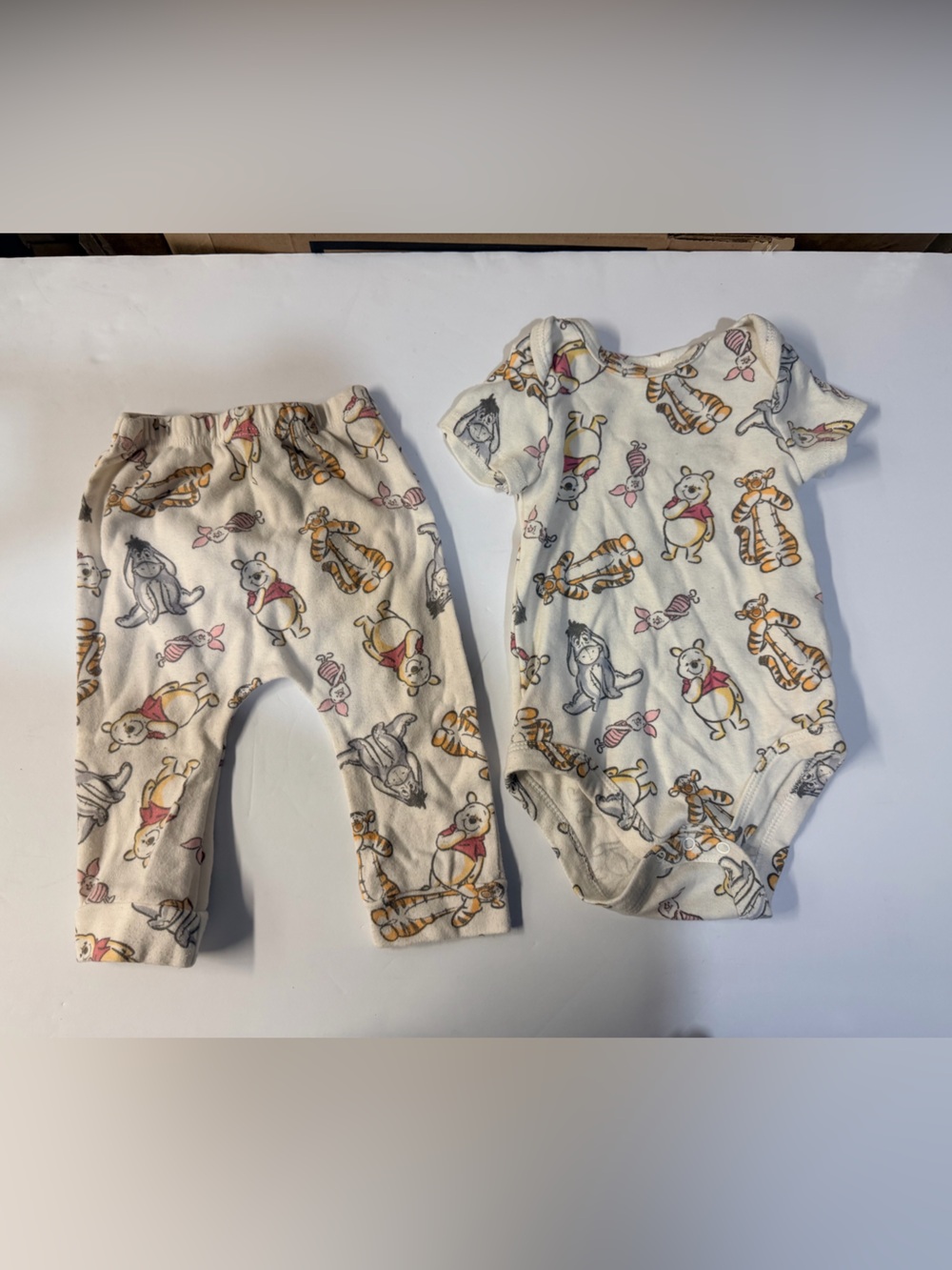 Disney Cream Winnie the Pooh set